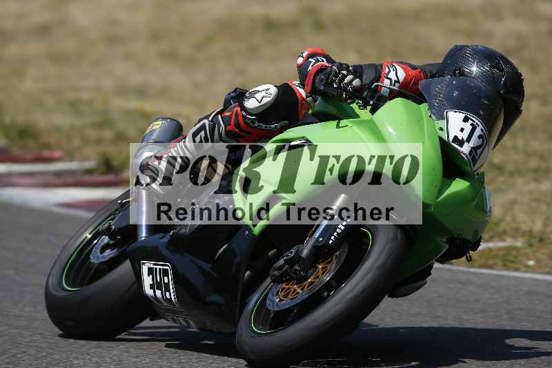 /Archiv-2023/28 05.06.2023 Moto Club Anneau du Rhin/rouge-expert/12